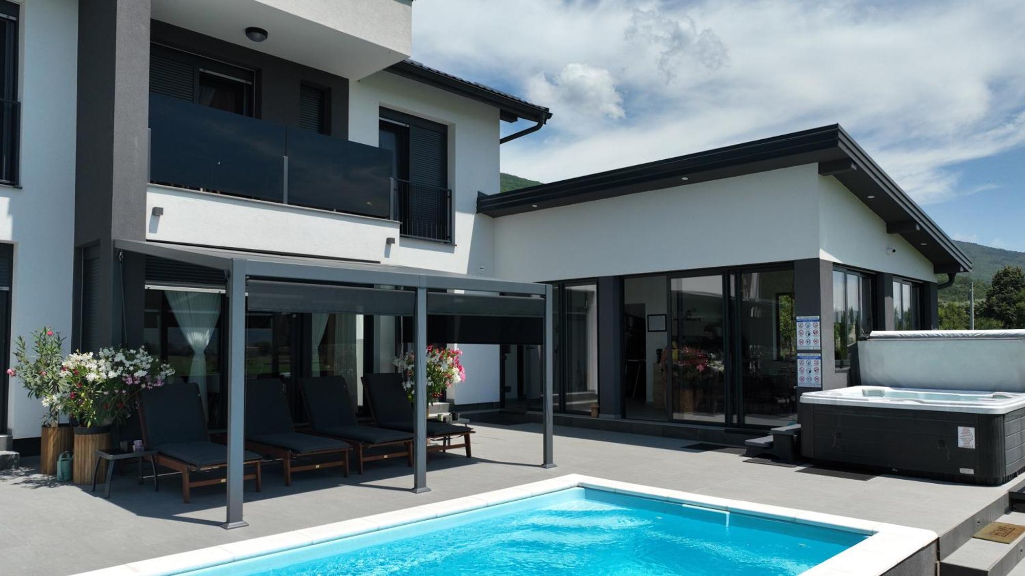 Villa Biser Gacke Sinac Exterior foto